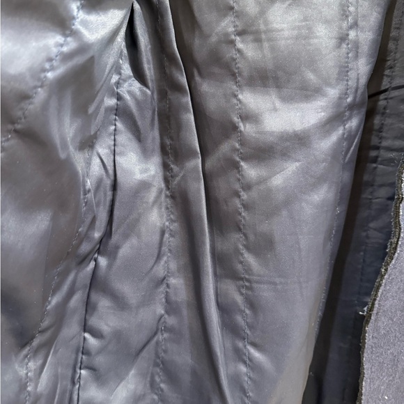 Men's Elegant Navy Trench Coat - Picture 6 of 6